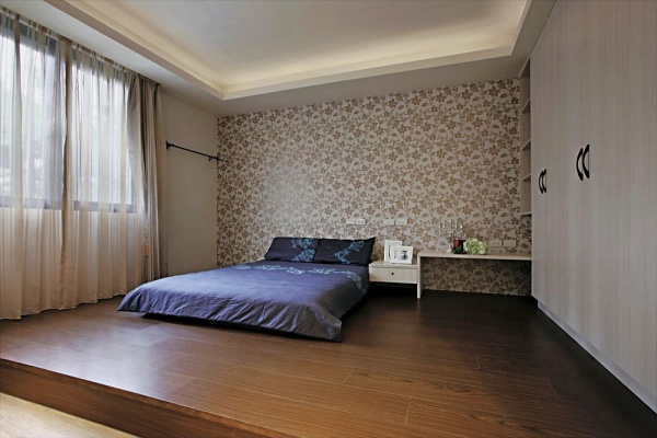 现代中式设计卧室榻榻米床图片