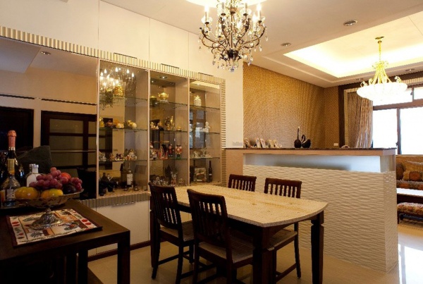 美式风格家庭室内餐厅装修效果图片
