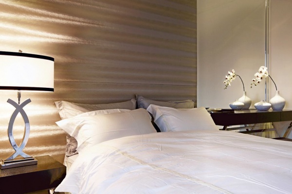 现代风格设计卧室床头灯具图片