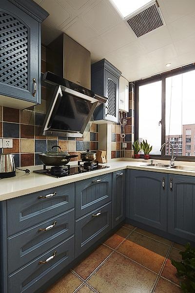美式复古厨房设计装修效果图