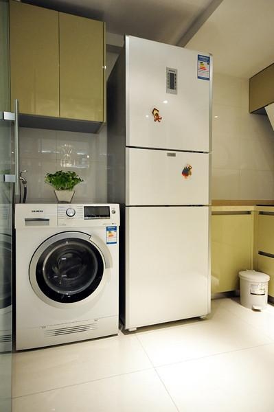 简约风格洗衣机组合柜装修设计