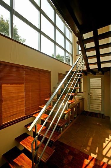美式家居楼梯装修案例