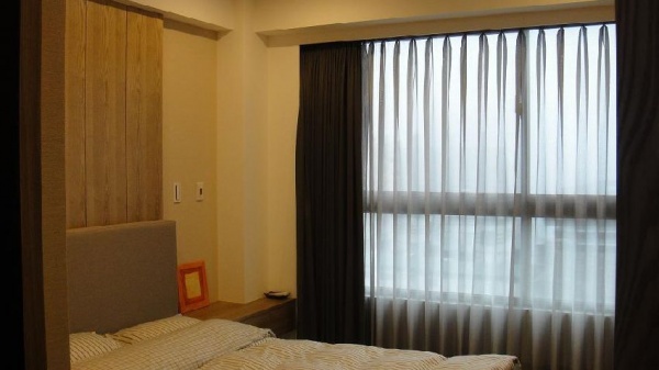 现代装修设计卧室窗帘效果图