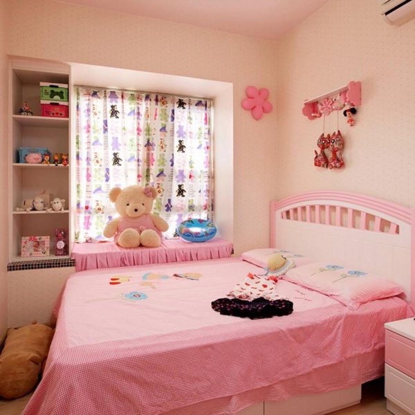 现代简约粉色儿童房装饰