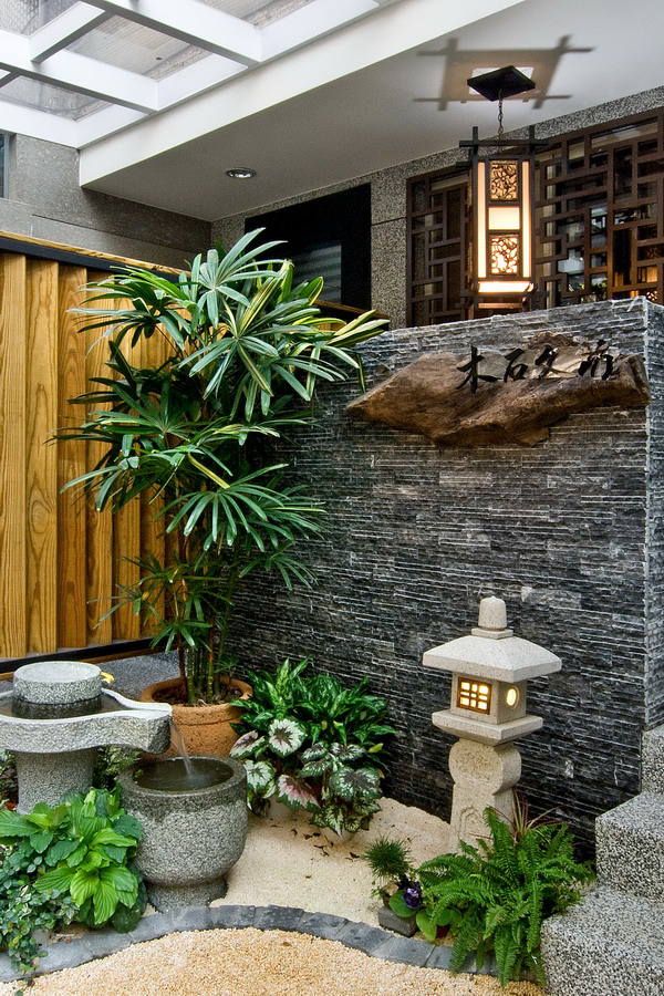 日式现代别墅庭院装饰图片