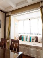 精致混搭二居装修布局效果图