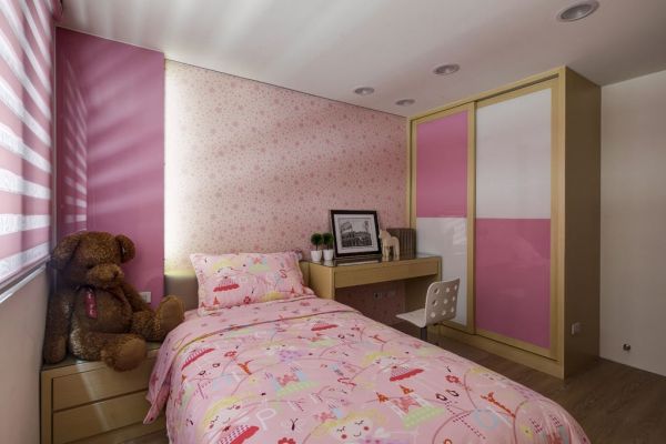 时尚粉色卧室欣赏