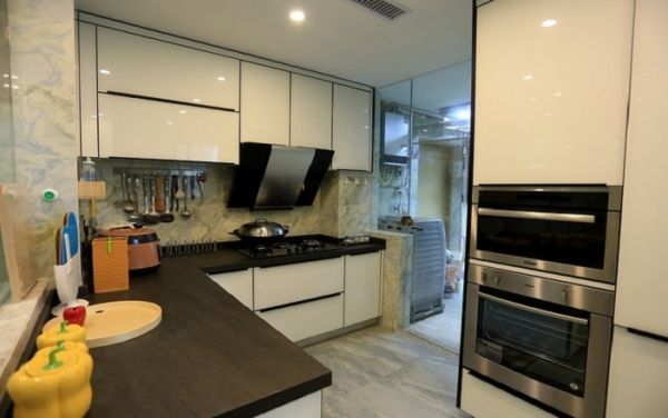 现代简约室内厨房设计效果图欣赏