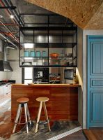 现代个性工业风三居装潢案例