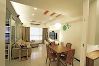 装修室内客厅玻璃隔断欣赏