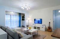 温馨简约式卧室效果图