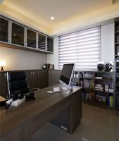 家庭时尚卧室白色窗帘