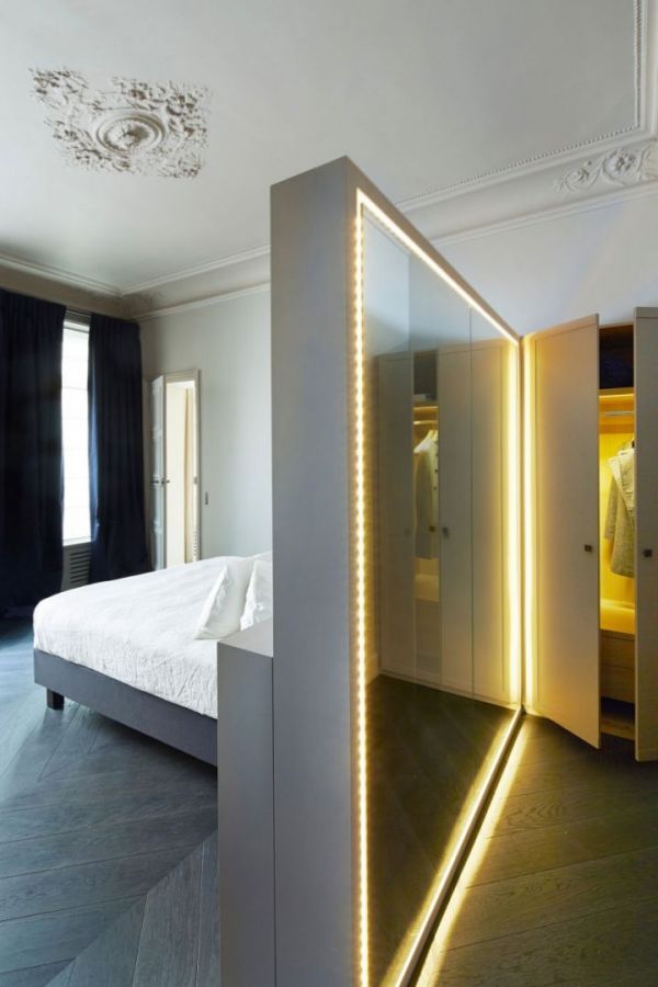 巴黎现代公寓卧室隔断设计