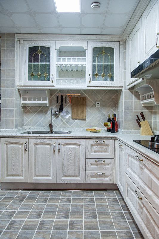 欧式简约厨房装饰设计效果图片