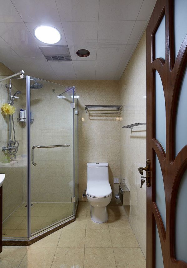 现代家装卫生间设计效果图片