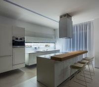 乌克兰简约开放式三居室设计