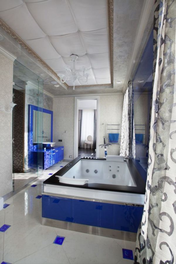 家装设计卫生间浴池