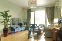 绿色清新混搭三居装潢案例