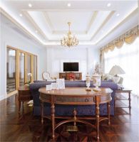 明悦色调的优雅别墅家