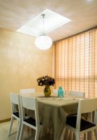 现代简约家庭两居室设计效果图