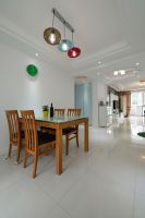 现代家庭三居装潢案例