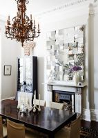 现代混搭巴洛克风格二居室设计