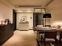 世华泊郡三居简约风格