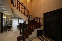 沉稳中西混搭卧室设计效果图