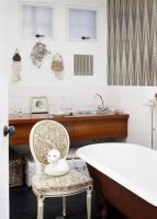 温和色彩南非风格的梳妆台