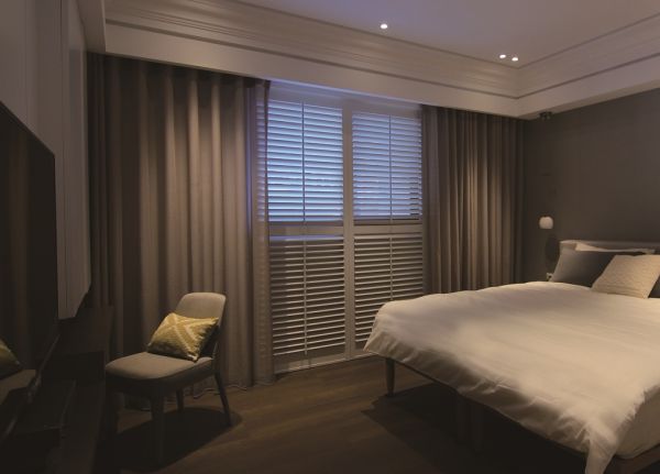 现代卧室窗帘设计效果图片