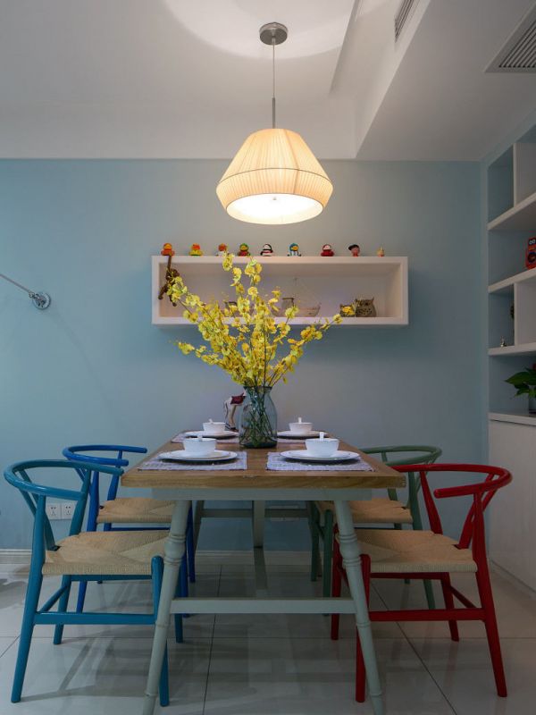 现代简约家居餐厅装饰设计效果图片