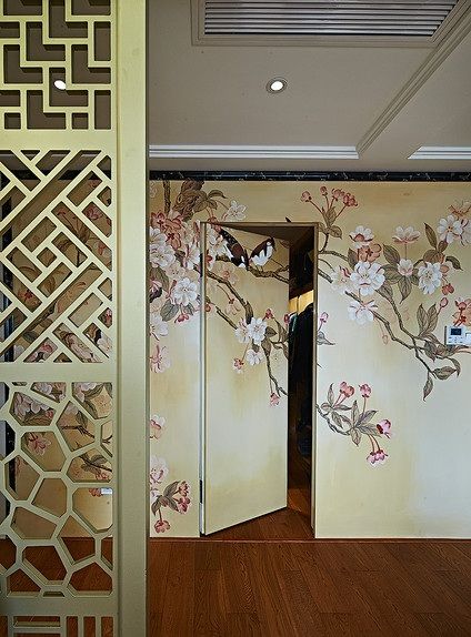 素雅中式墙纸隐形门装饰