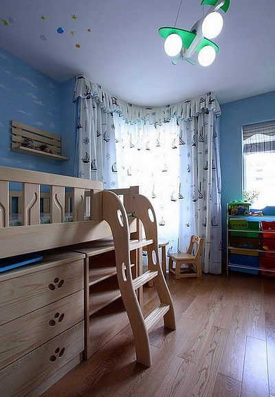 天蓝色混搭儿童房设计