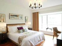 时尚纯净简约白色厨房