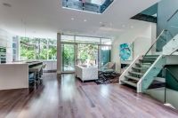 宽敞的现代风格客厅家装效果图