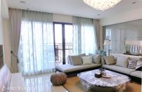 轻浅调性的现代风格阳台效果图