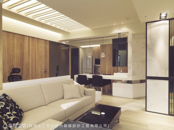 灵动居所的现代风格客厅图