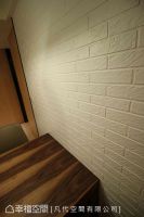 简单明亮的三居室沙发背景墙效果图