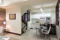 时尚简欧式家装餐厅设计图