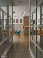 温馨宜家过道图