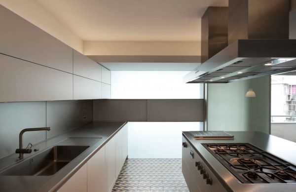 现代复式楼家装厨房效果图