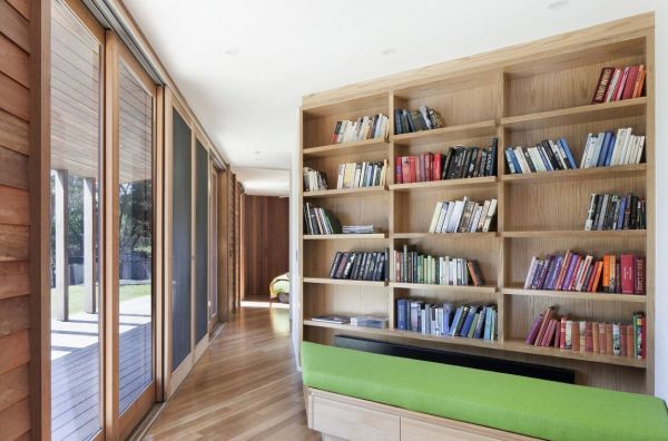 宽阔的美式风格家装书房效果图