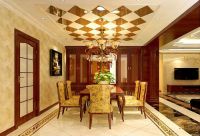 造型华丽，色彩丰富