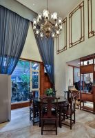 中式原木风格博古架效果图