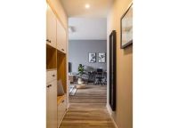 北欧风小户型二居室，灰与木的结合轻松又舒适