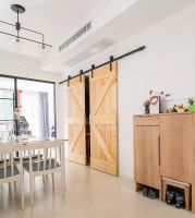 头一次见洗衣机放书房，谷仓门真漂亮！