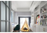 色彩相辅相成，明亮又清新