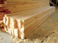原木进口价格持续走低 更多红木家具撤店或将出现