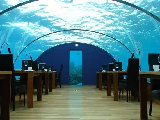 震撼！一“瞥” 世界上的水下酒店