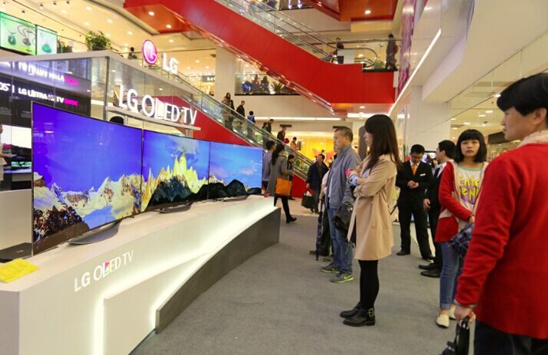 完美诠释“超凡新视界”LG高端电视产品全国巡展登陆广州617.png